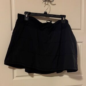 lululemon pace rival  Black Athletic Skort size 16